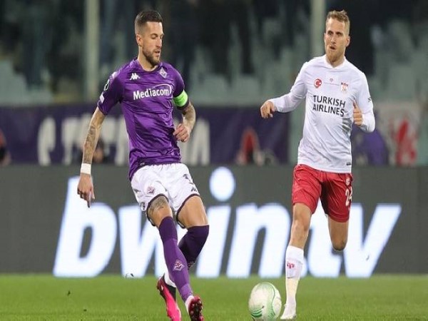 Soi kèo châu Á Sivasspor vs Fiorentina, 0h45 ngày 17/3